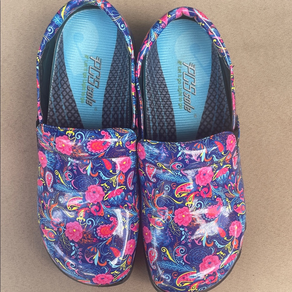 PCS Sole Colorful Floral Women's Clogs Work Shoes Size 8